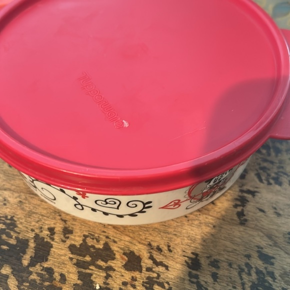 Bundle of kids Tupperware - Picture 2 of 6